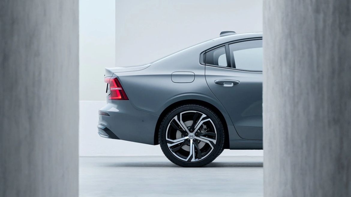 Volvo Új S60
